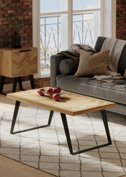 Japa: Coffee Table