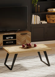 Japa: Coffee Table